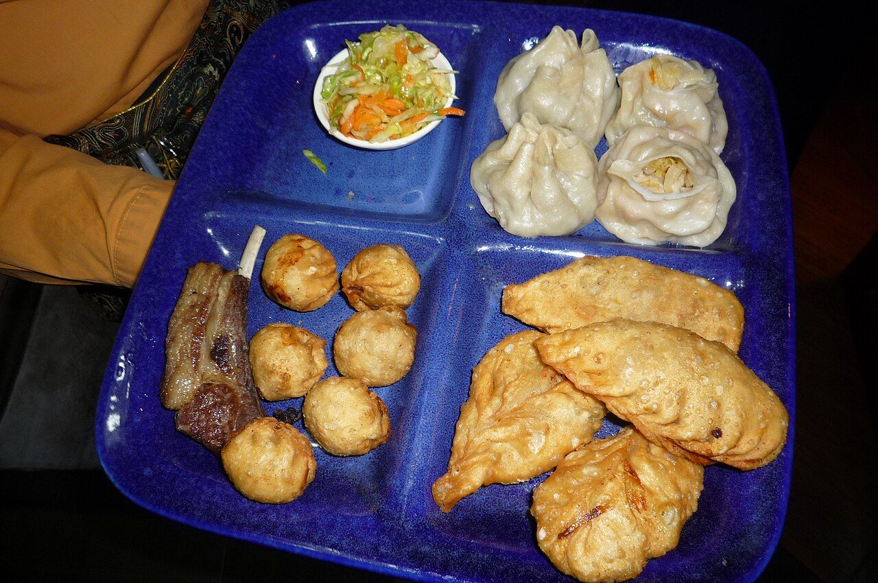 Mongolian food on the road: what to eat and how to order