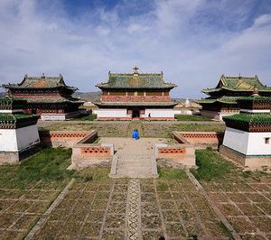 Kharkhorum, Erdenezuu Monastery